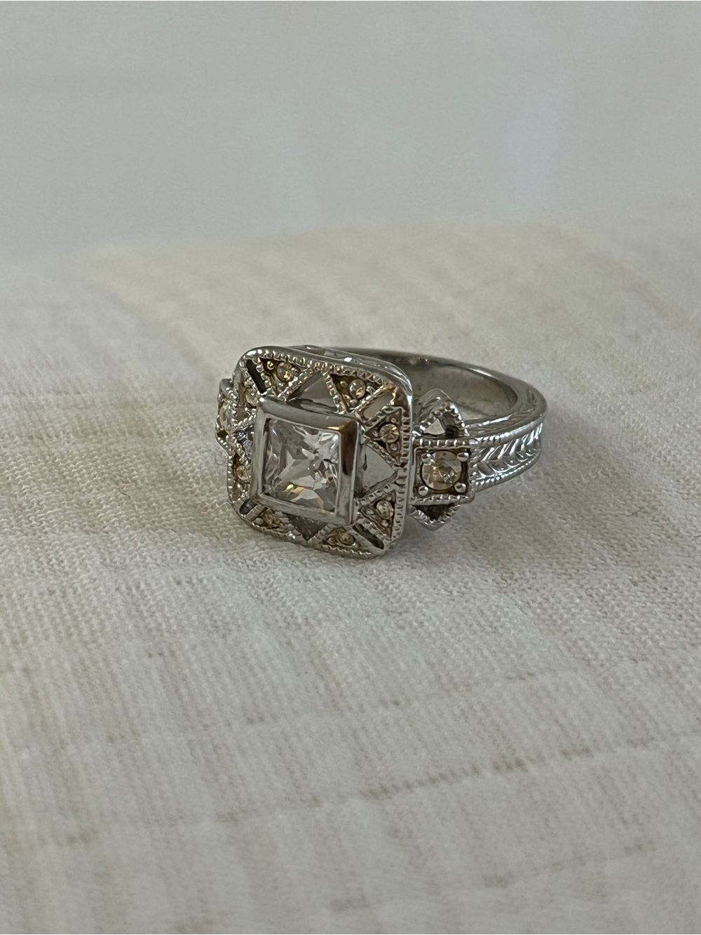 Vintage-Inspired Silver Square-Cut CZ Cocktail Ring - Silver